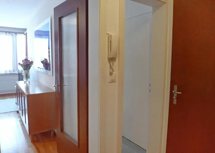 Chesa Arlas A1 By Interhome